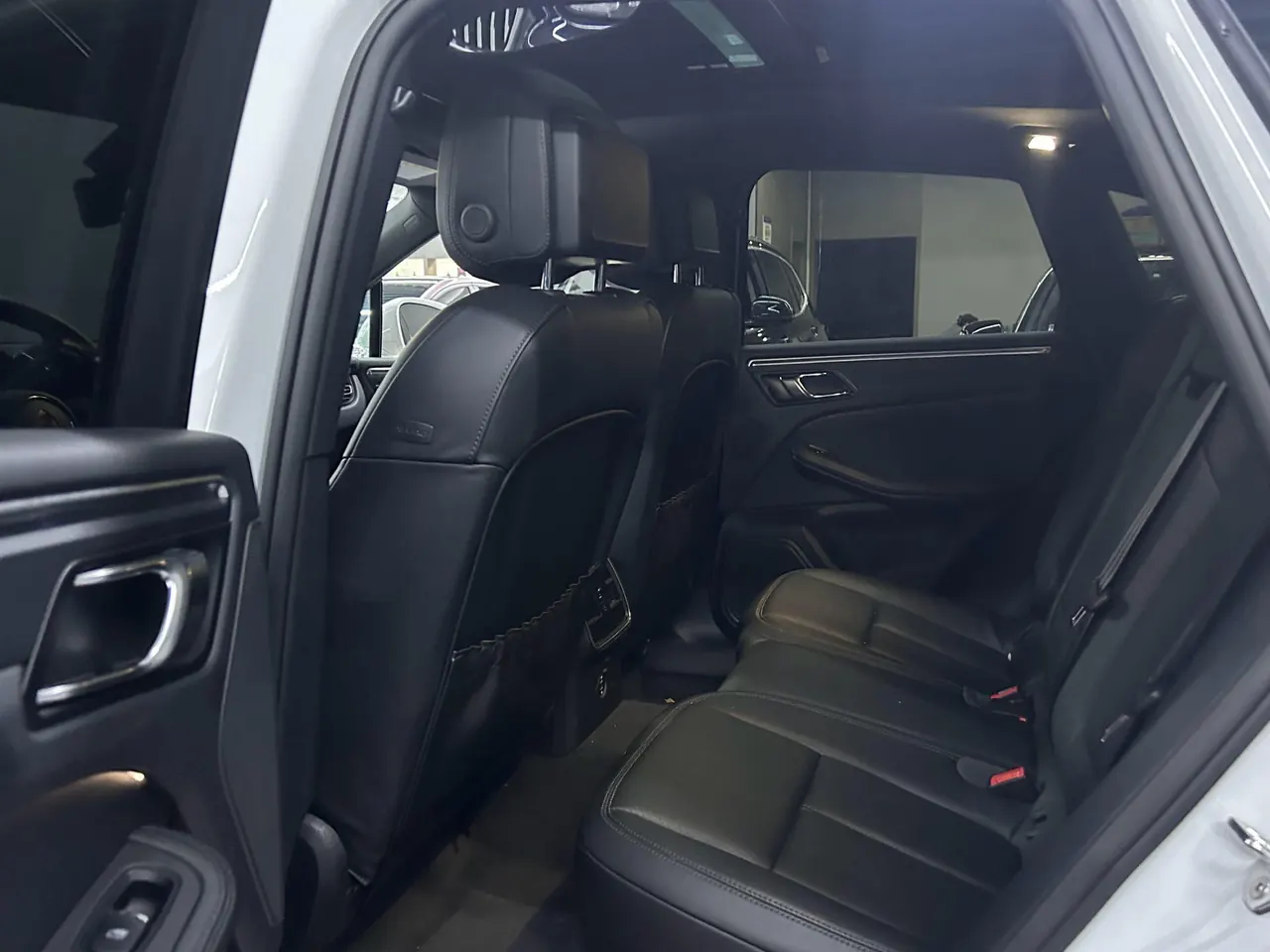 Porsche Macan (Imported) 2024 Macan 2.0T Automatic Gear 5