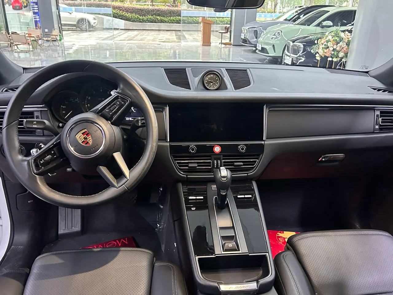 Porsche Macan (Imported) 2024 Macan 2.0T Automatic Gear 6