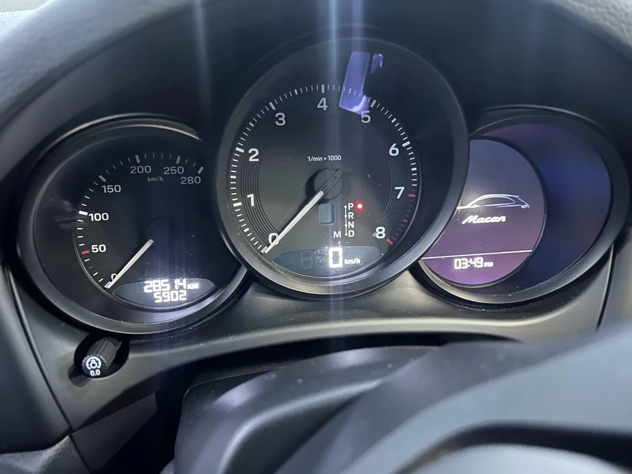Porsche Macan (Imported) 2024 Macan 2.0T Automatic Gear 8