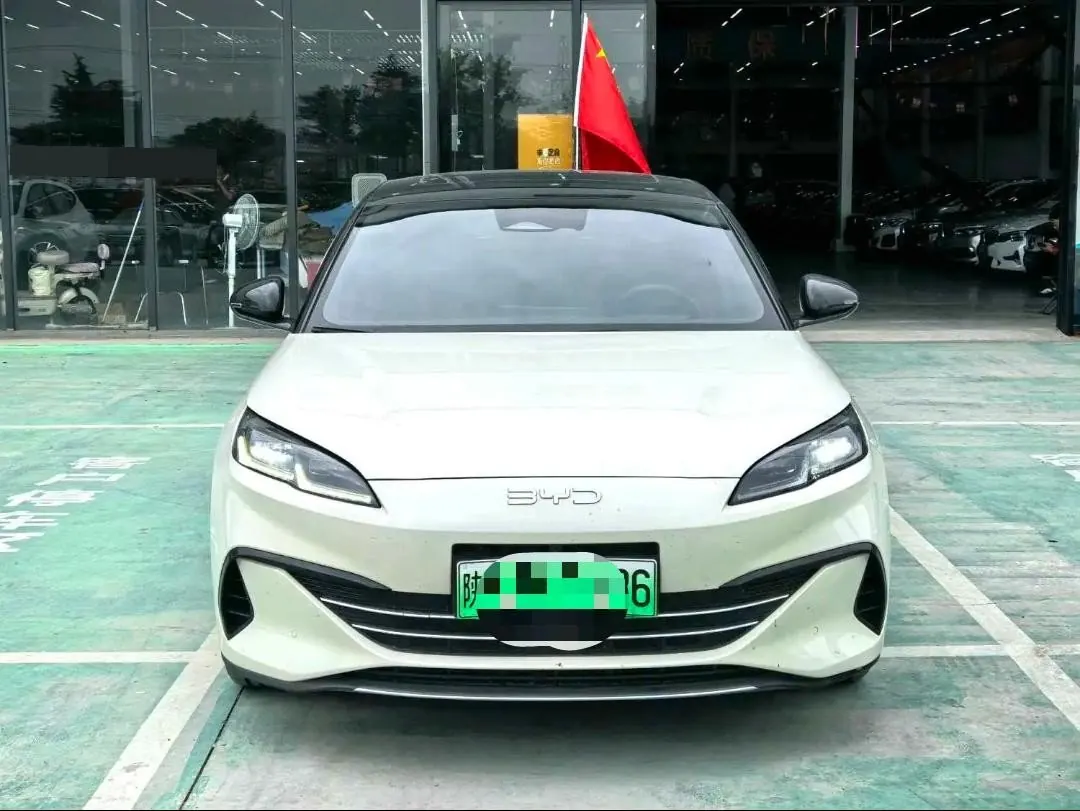 BYD 2024 seals 06 DM-i 1.5 stepless 120KM exclusive automatic gear 2