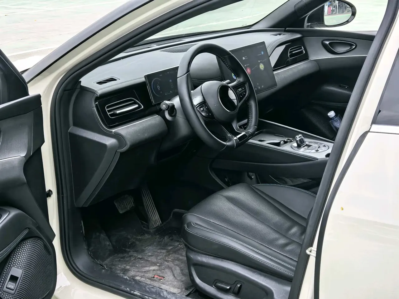 BYD 2024 seals 06 DM-i 1.5 stepless 120KM exclusive automatic gear 4