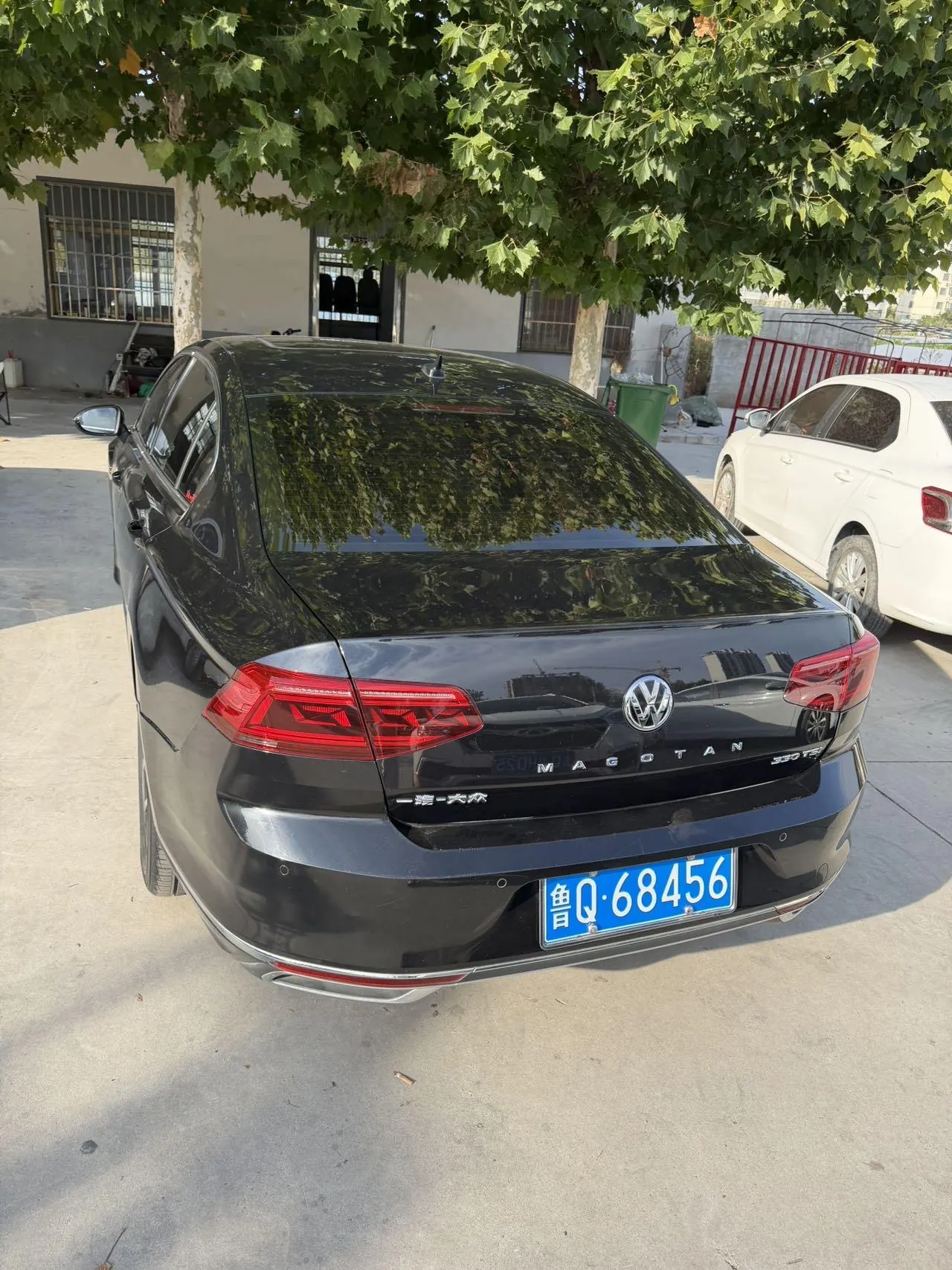 Volkswagen 2020 Magotan 2.0TSI 330TSI Leading Automatic 5