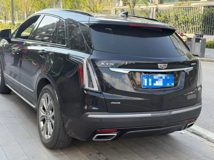 Cadillac 2020 XT5 2.0T 28T 4-wheel drive luxury automatic gear 8