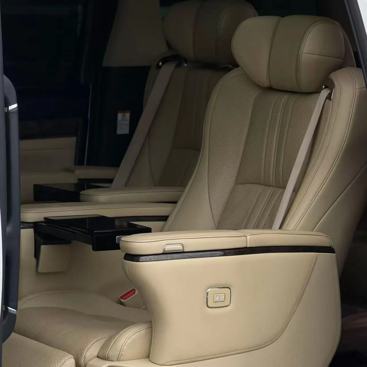 Toyota Erffa (Imported) 2020 Erffa 2.5 Stepless Premium Edition Automatic Gear 4