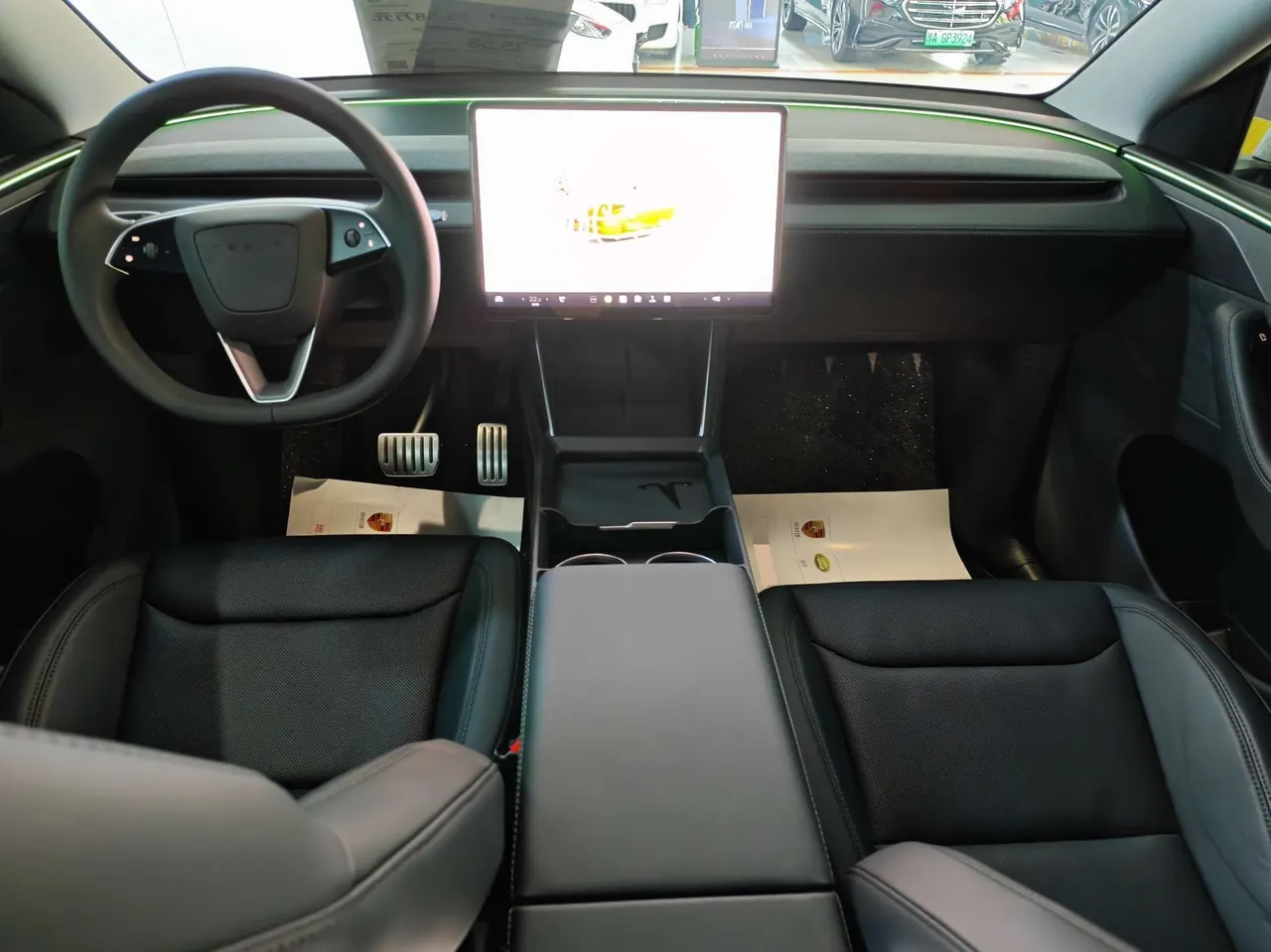 Tesla 2025 Model Y long endurance all-wheel drive version automatic transmission 4