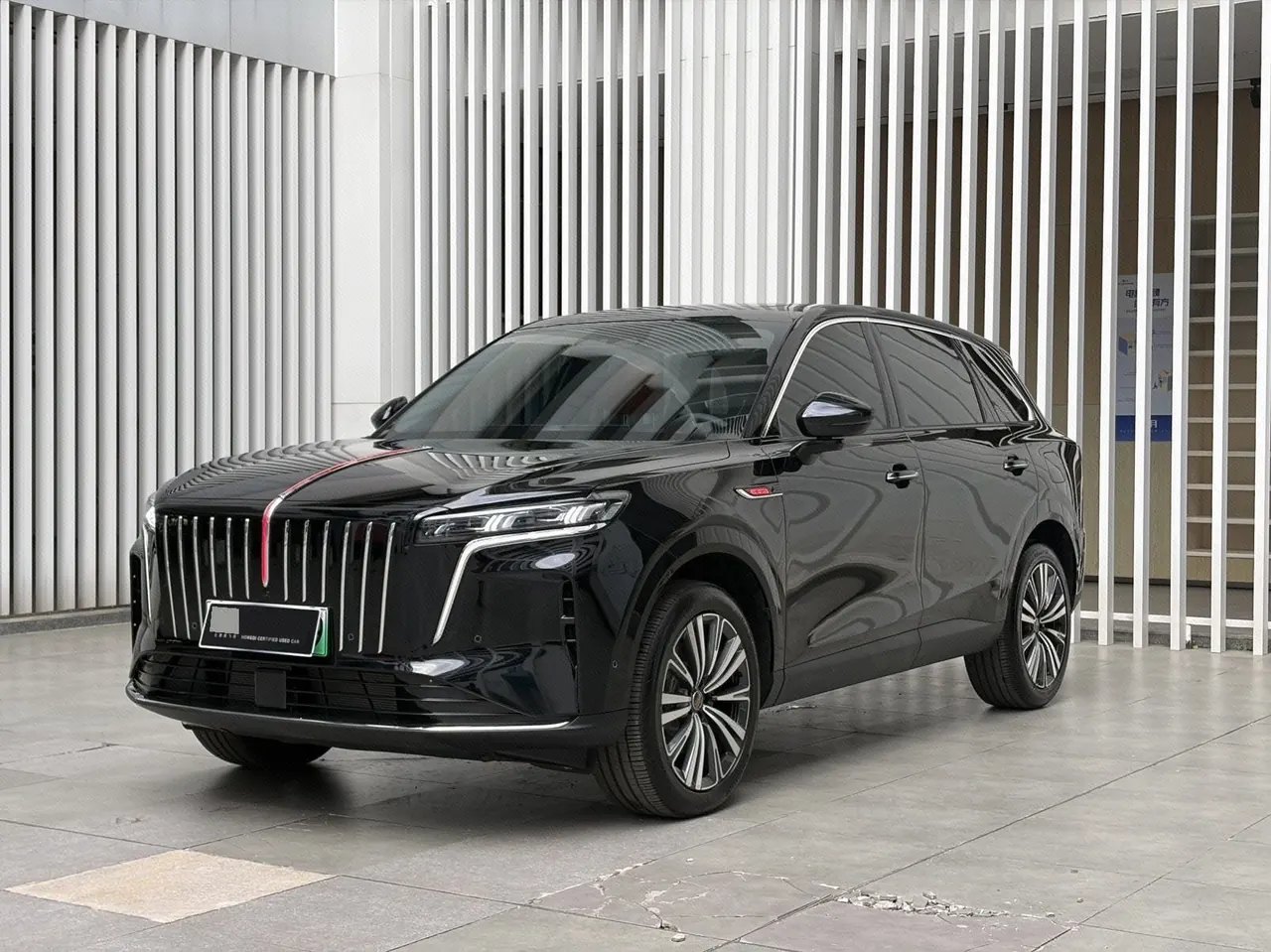 Open image lightbox: HongQi 2026 HS6 PHEV 1.5T 240 Smart Hybrid Automatic Gear