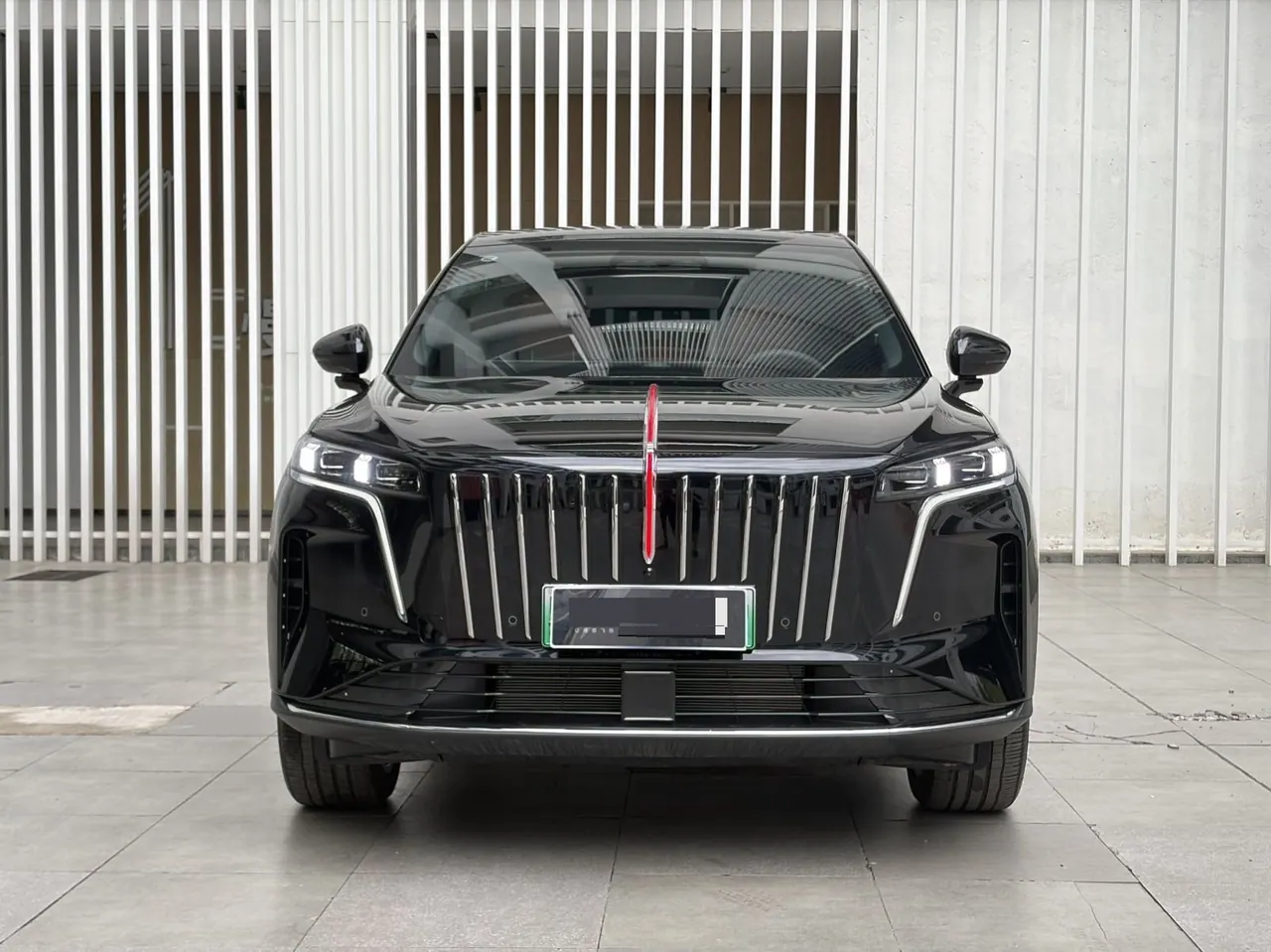 HongQi 2026 HS6 PHEV 1.5T 240 Smart Hybrid Automatic Gear 2