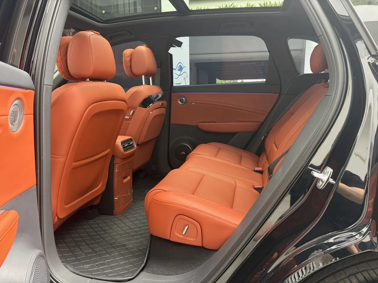 HongQi 2026 HS6 PHEV 1.5T 240 Smart Hybrid Automatic Gear 5