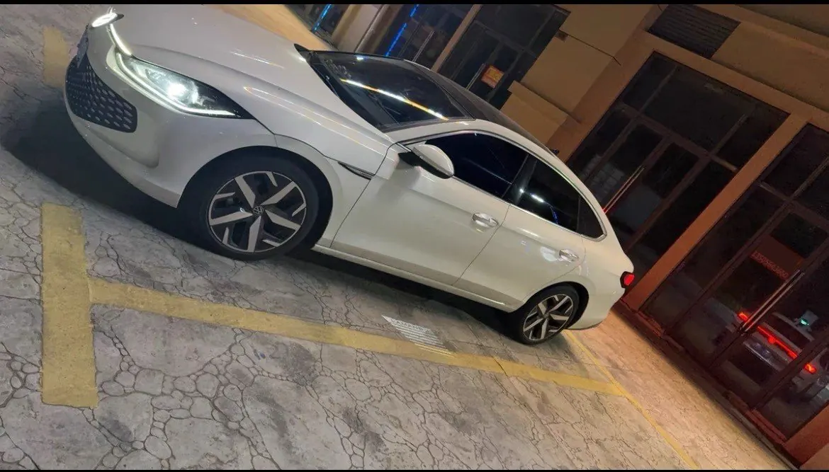 Open image lightbox: Volkswagen 2022 Ling Du L 1.4TSI 280TSI Cool Edition Automatic Gear