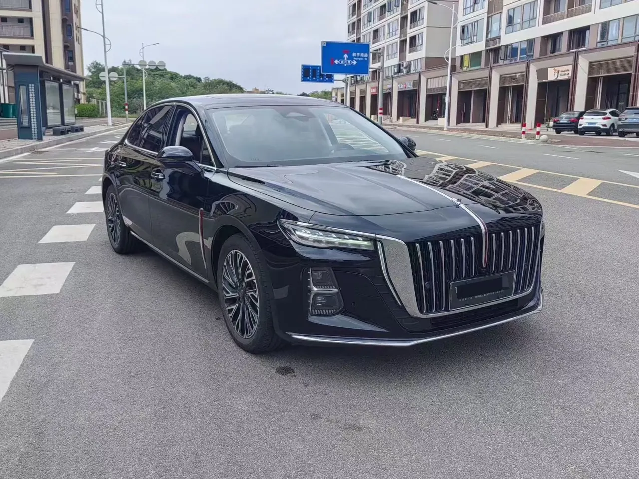 HongQi 2024 H5 2.0T Zhilian Qi Chang Edition Automatic Gear 3