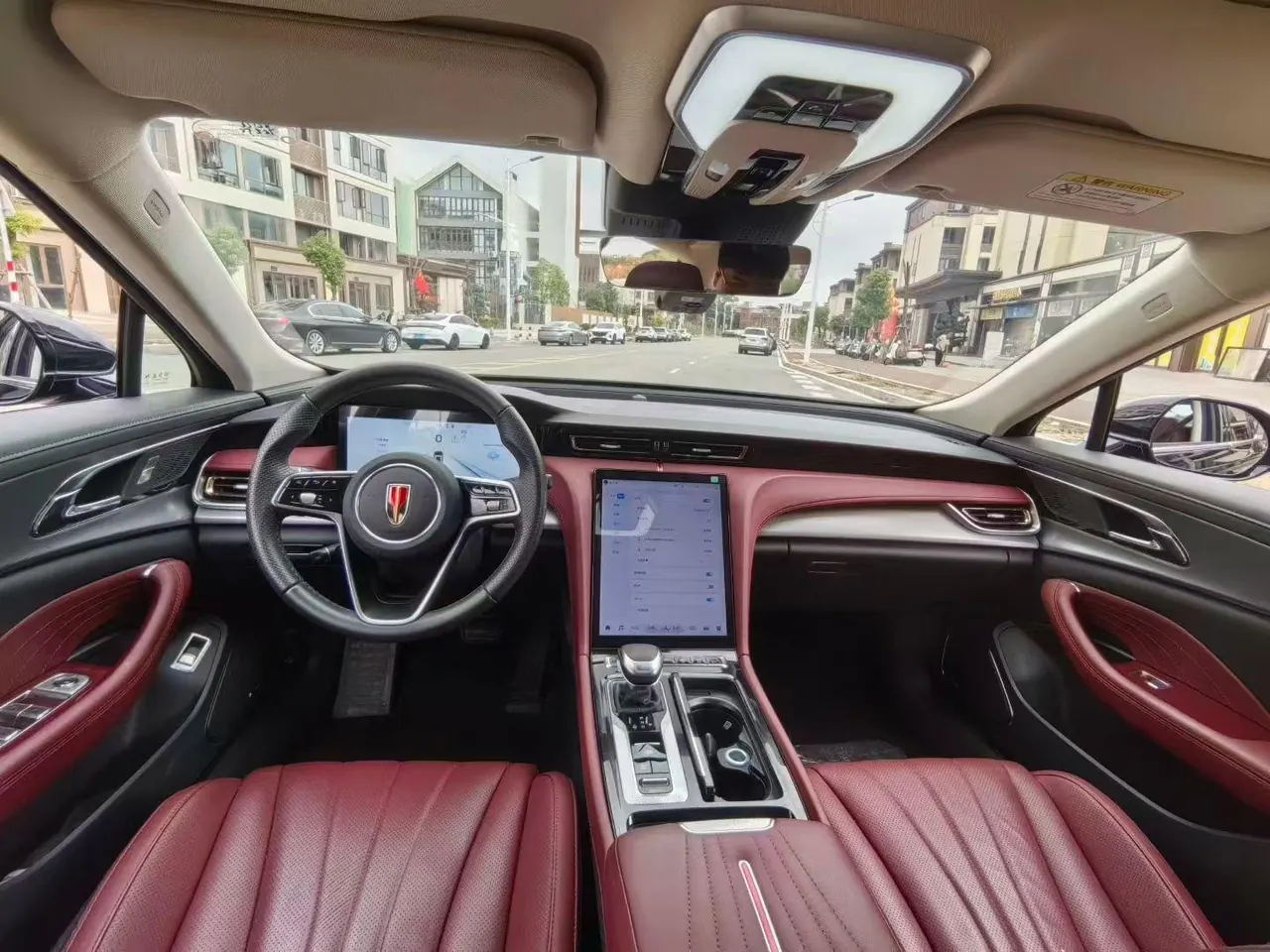HongQi 2024 H5 2.0T Zhilian Qi Chang Edition Automatic Gear 5