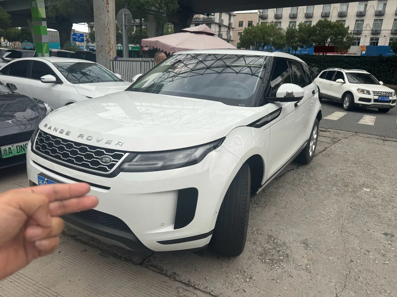 Open image lightbox: Land Rover 2020 Range Rover Aurora 48V 2.0T 249PS Youth Edition Automatic Gear