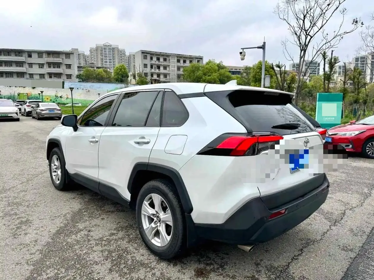 Toyota 2024 RAV4 Rongbo 2.0 Stepless Two-Drive City Edition Automatic Gear 7
