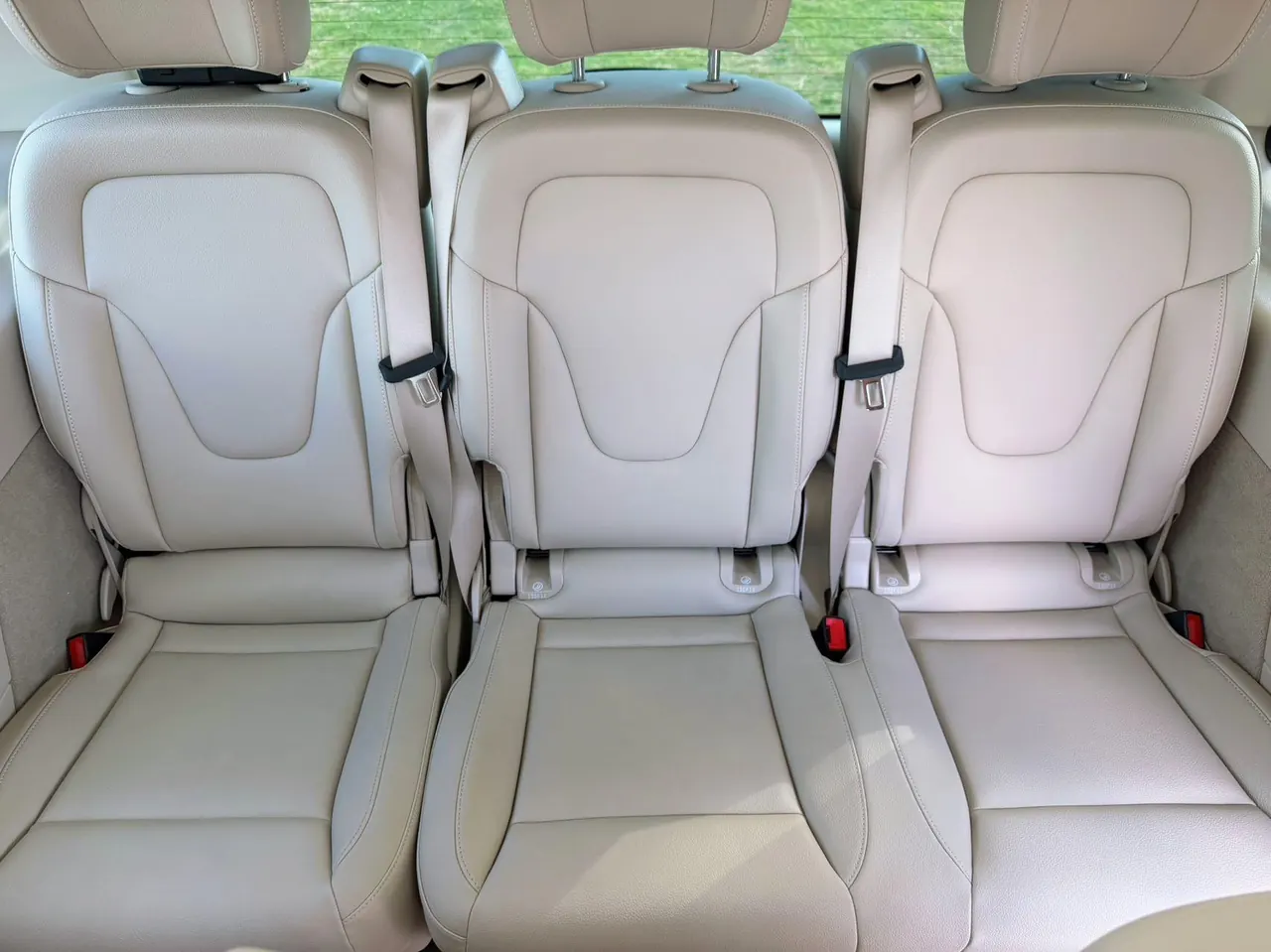 Mercedes Benz Class V 2024V 300 48V 2.0T Pilot Edition Automatic Gear 13