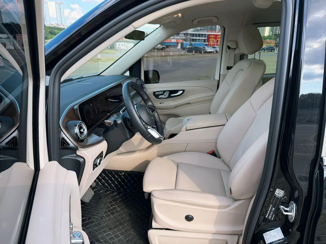 Mercedes Benz Class V 2024V 300 48V 2.0T Pilot Edition Automatic Gear 14