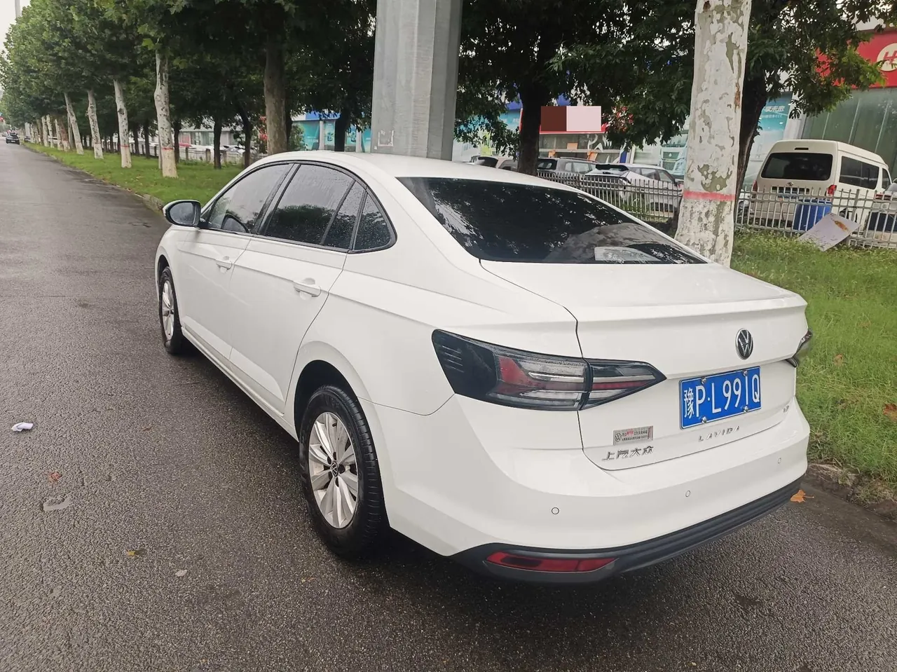 Volkswagen 2025 Lavida New Trend 1.5 Outstanding New Edition Automatic Transmission 4