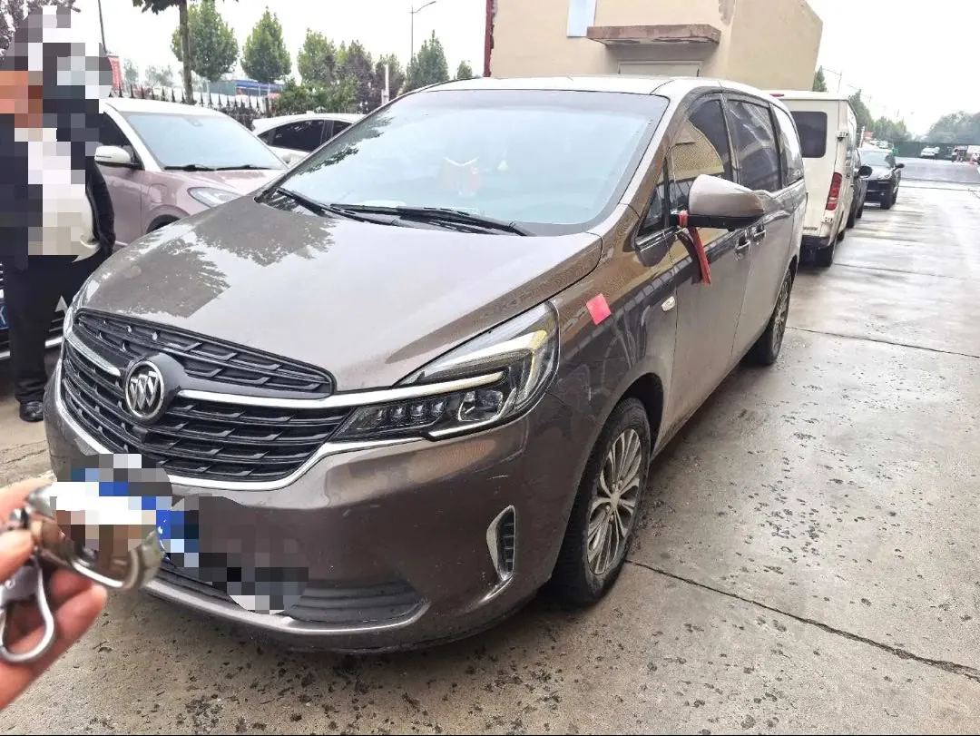 Buick 2021 GL8 Land Business Class 2.0T 652T Comfortable Automatic Gear 2