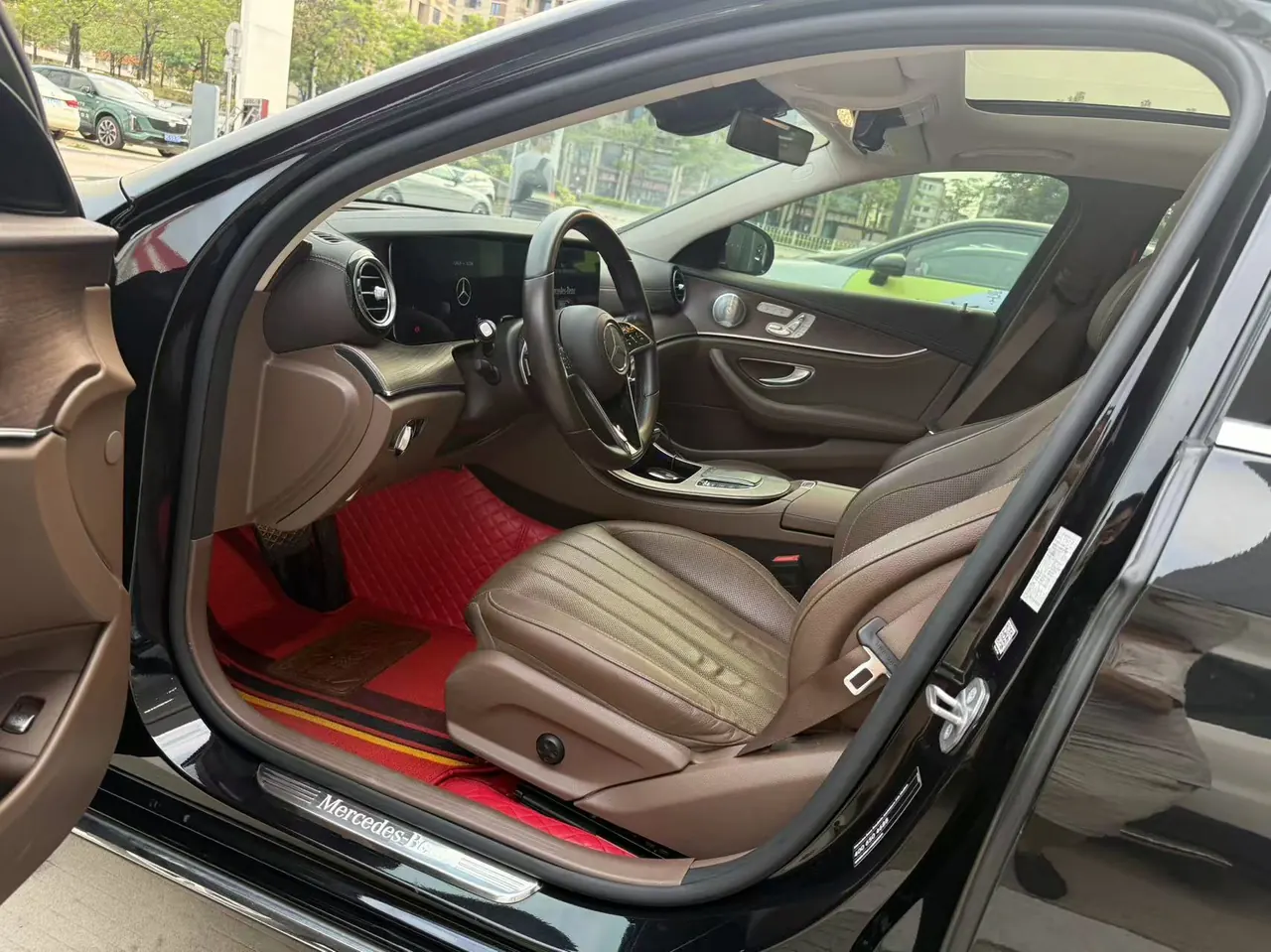 Mercedes Benz E Class 2021 E 300 L 2.0T Honorable Automatic Gear 2