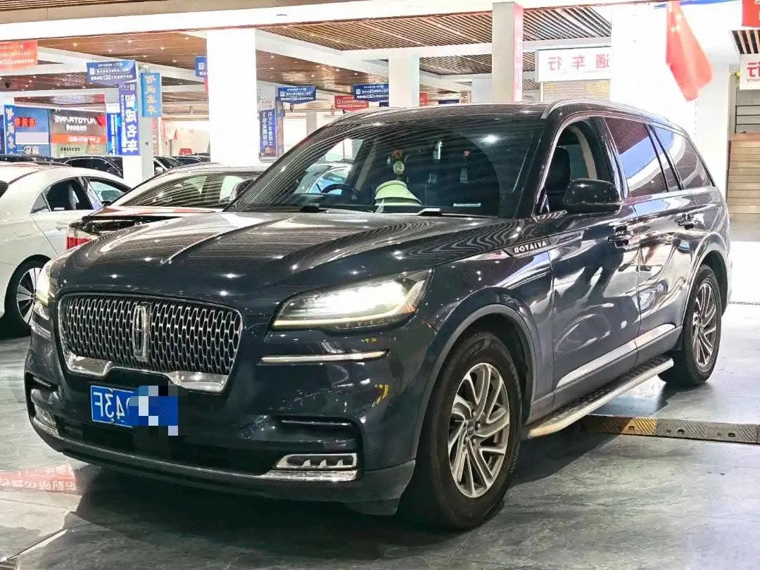 Open image lightbox: Lincoln 2020 Aviator 3.0T V6 4-wheel Drive Premium Edition Automatic Gear