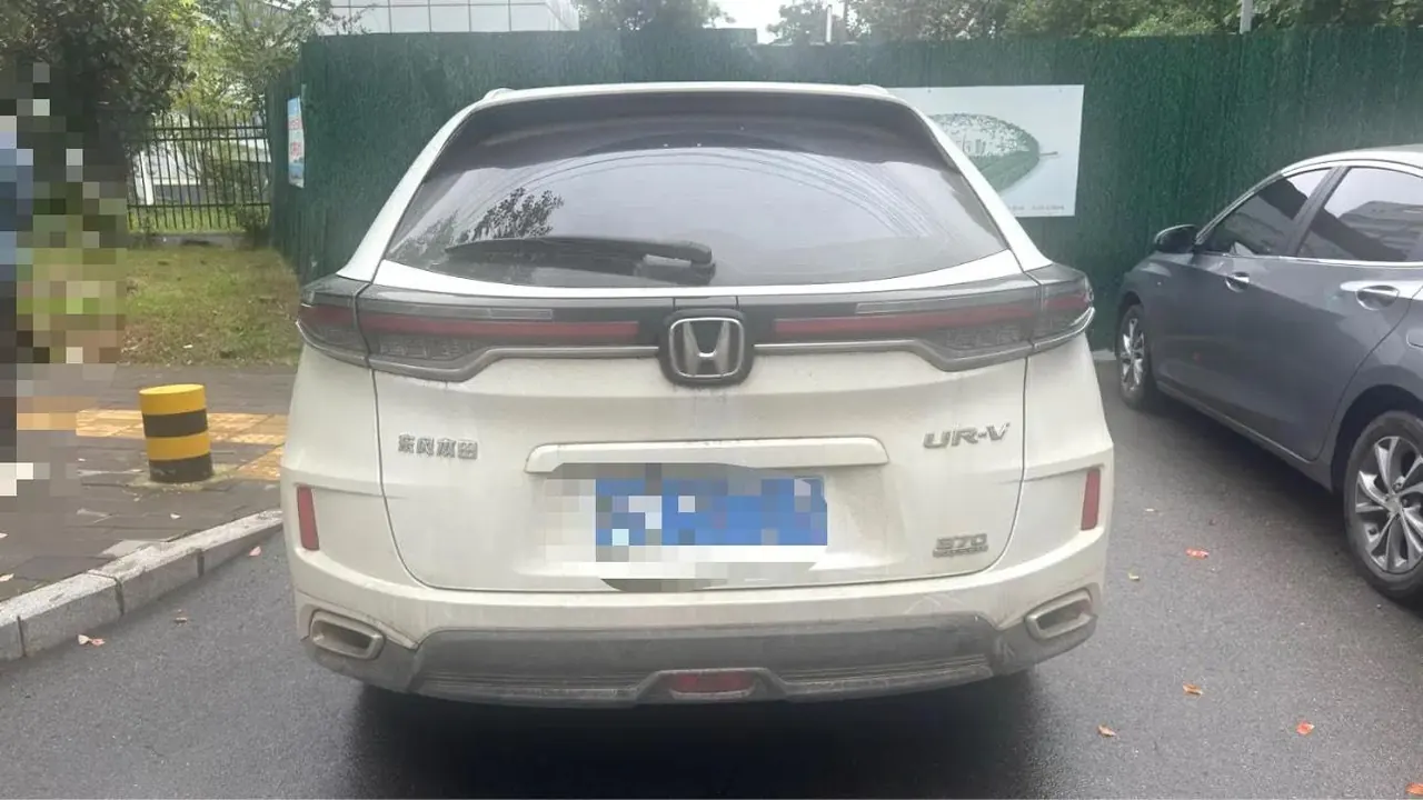 Honda 2020 UR-V 2.0T 370TURBO two-drive elegant version of automatic gear 4