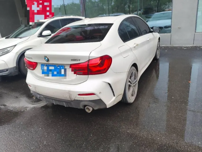 BMW 1 Series 2022 125i 2.0T M Sports Obsidian Night Edition Automatic Gear 6