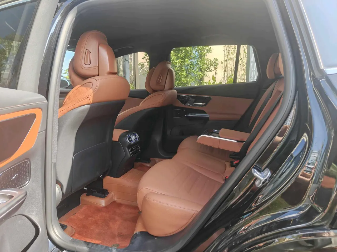 Mercedes Benz 2025 GLC 300 L 4MATIC 48V 2.0T dynamic 5-seat automatic gear 8