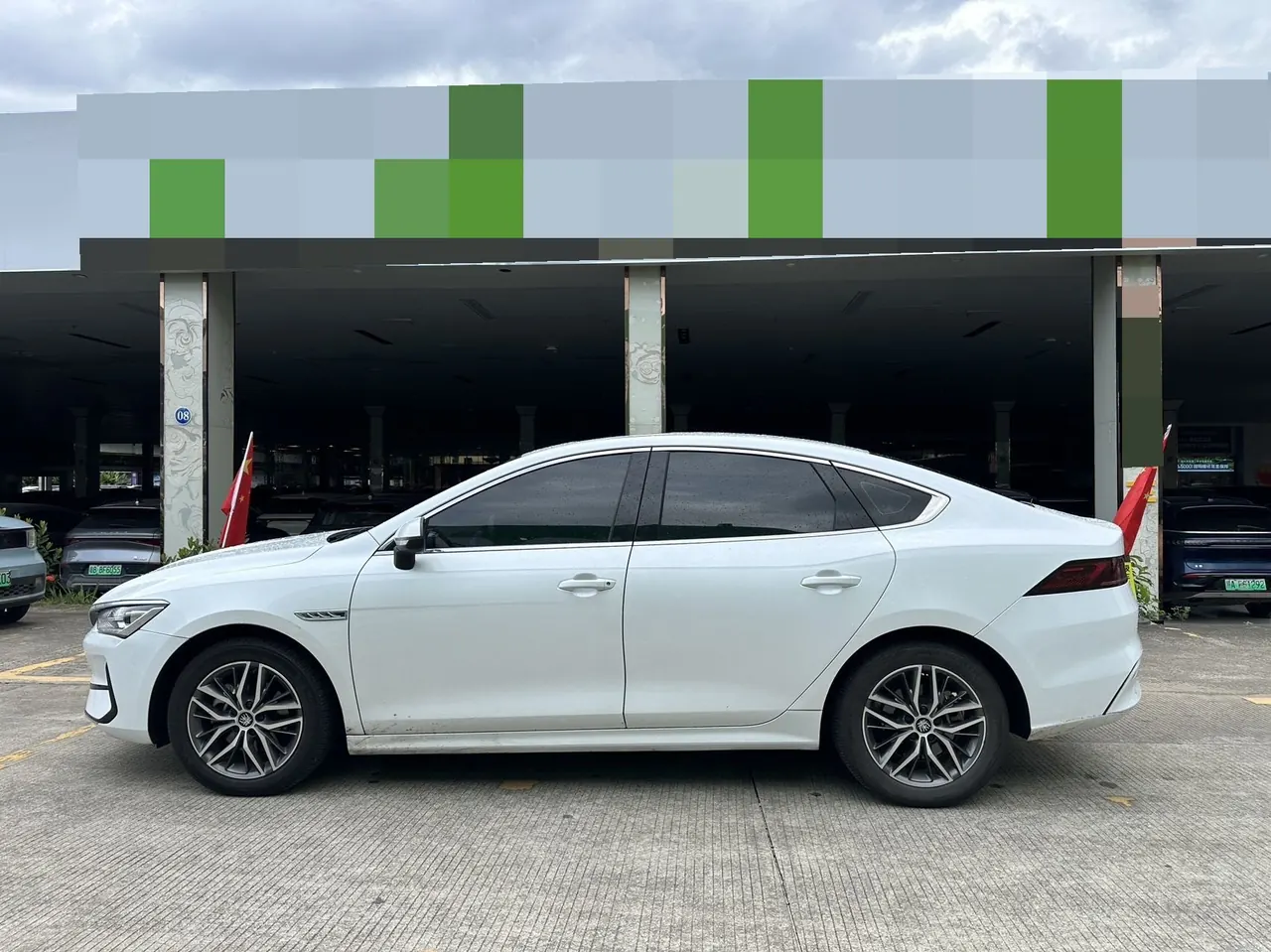 BYD 2021 Qin PLUS EV 500KM Luxury Automatic Gear 11