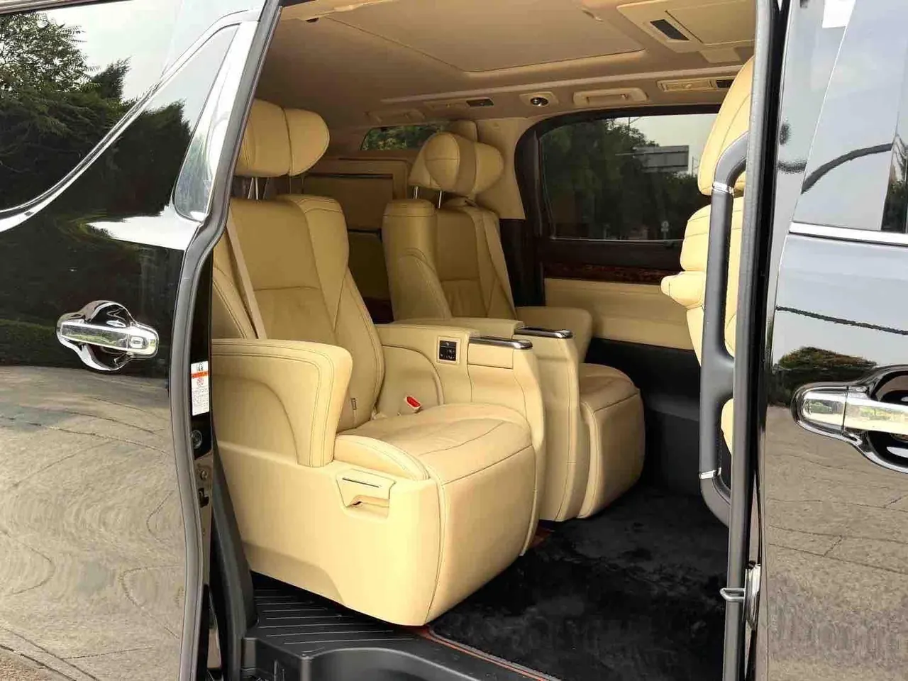 Toyota Erffa (Imported) 2021 Erffa 2.5 Stepless Deluxe Edition Automatic Gear 6