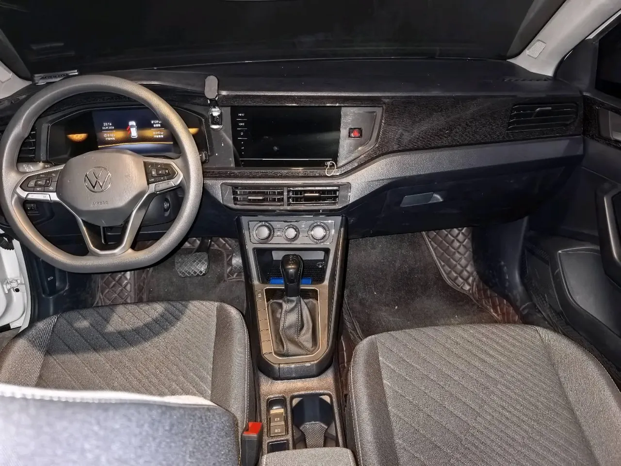 Volkswagen 2025 Lavida New 1.5 New Yi Edition Automatic Gear 3