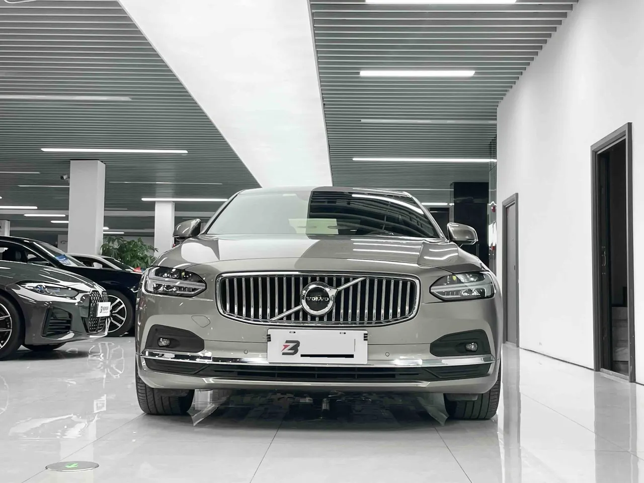 Volvo 2021 S90 48V 2.0T B5 Zhiyi Deluxe Edition Automatic Gear 2