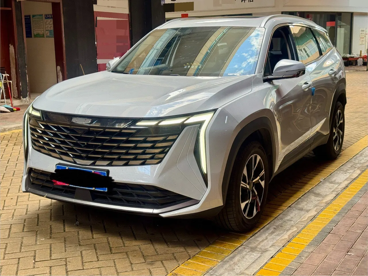 Открыть галерею: Geely 2024 Boyue L 1.5TD Longteng Edition Automatic Gear
