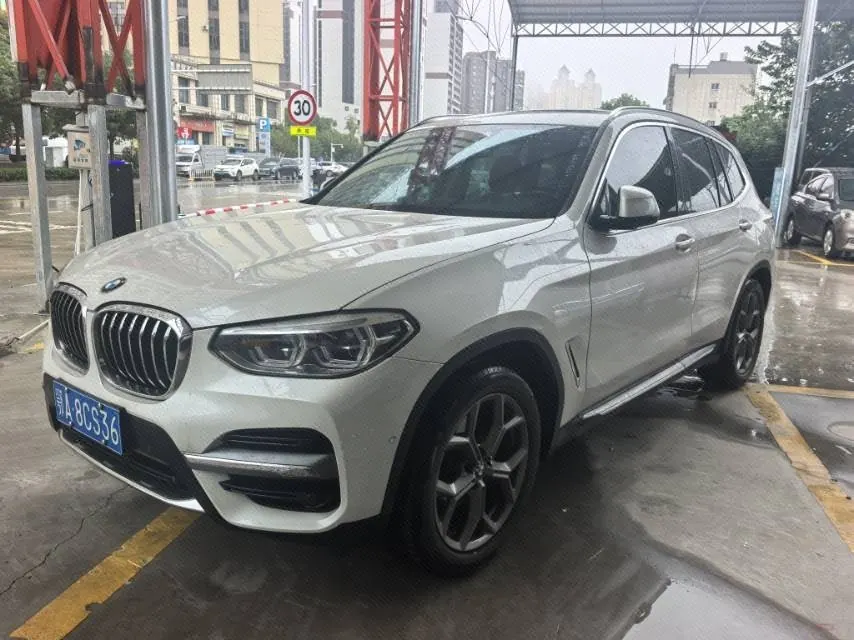 Открыть галерею: BMW 2021 X3 xDrive28i 2.0T luxury package (modified) automatic gear