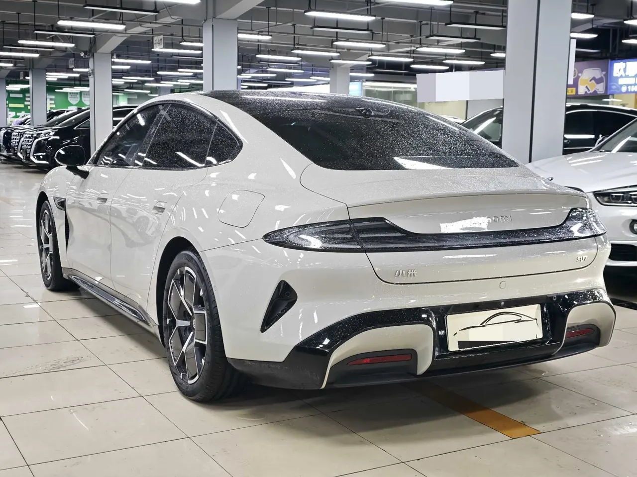 MI 2024 SU 7 700km Rear Drive Long Endurance Smart Driving Edition Automatic Gear 5