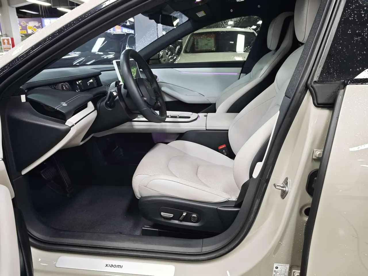 MI 2024 SU 7 700km Rear Drive Long Endurance Smart Driving Edition Automatic Gear 6