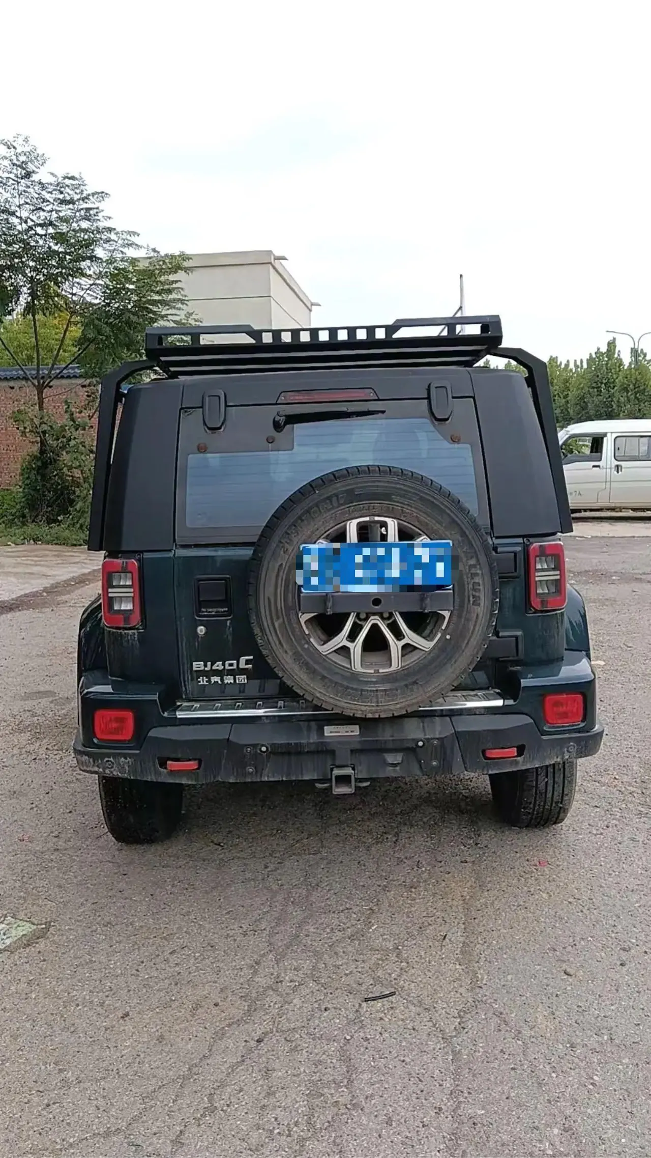 Beijing 2022 BJ40 2.0T Four-wheel Drive Ring Tower Champion Edition Automatic Gear 5