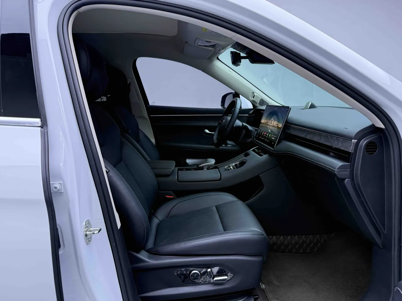 AITO 2022 AITO M5 1.5T Four-wheel Drive to Achieve Automatic Gear 6