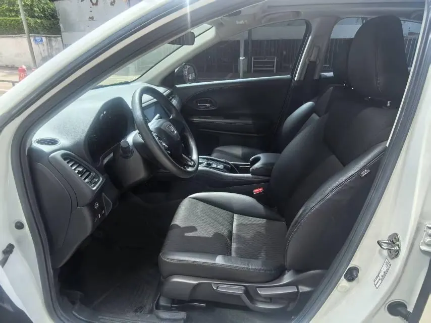 Honda 2020 Binzhi 1.5 stepless luxury automatic transmission 6