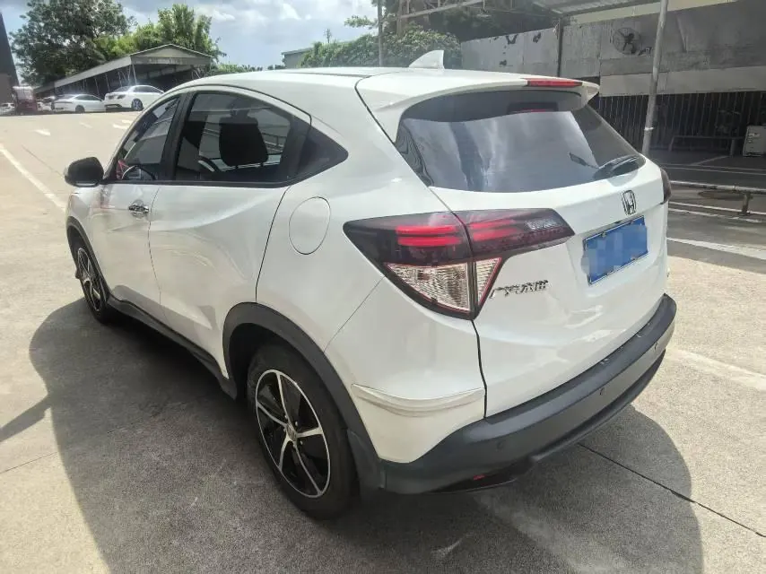 Honda 2020 Binzhi 1.5 stepless luxury automatic transmission 8