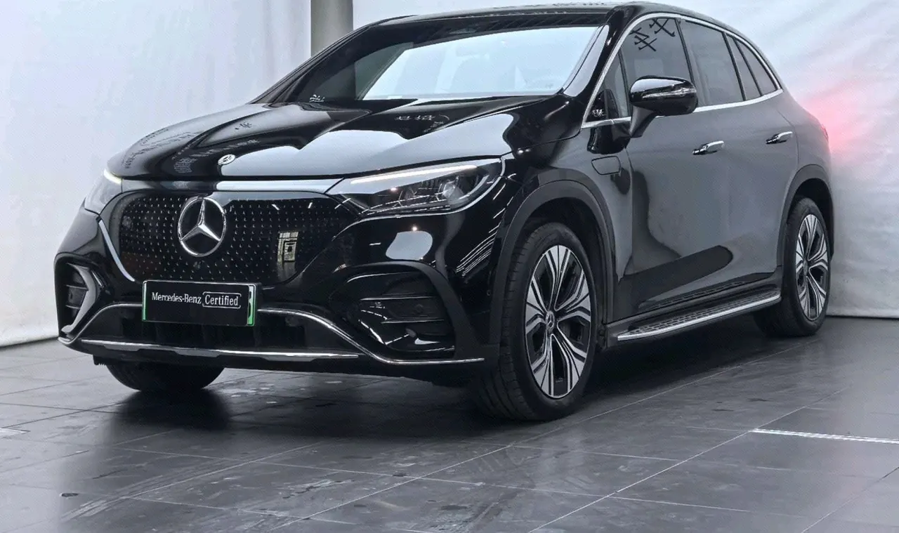 Mercedes Benz 2024 EQE SUV 500 4MATIC EQE SUV 500 4MATIC Pioneer Edition Automatic - View 1