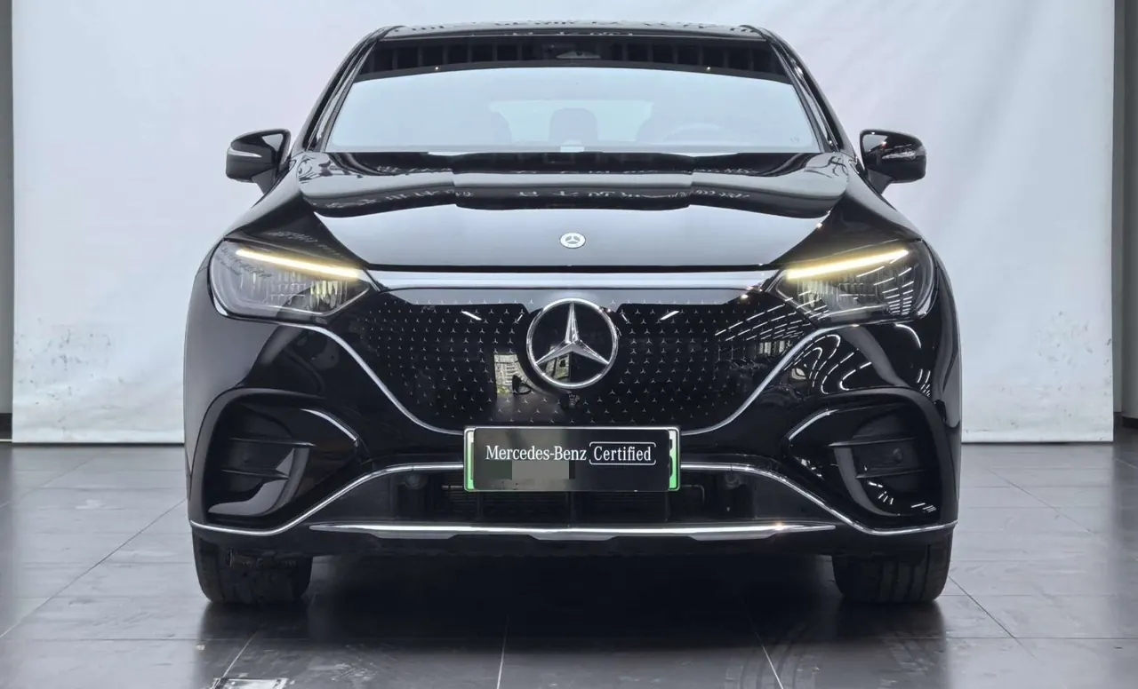 Mercedes Benz 2024 EQE SUV 500 4MATIC EQE SUV 500 4MATIC Pioneer Edition Automatic 5