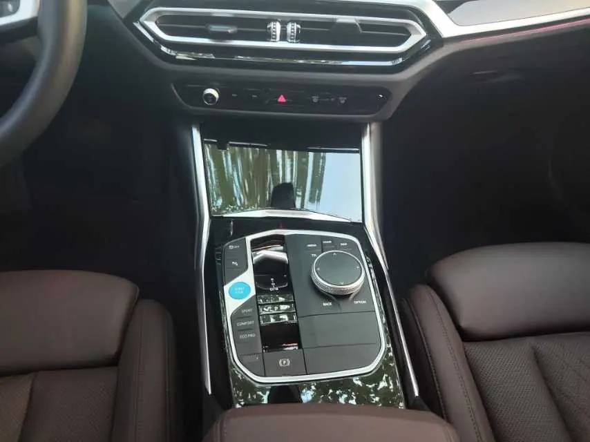 BMW 2024 i3 eDrive 35 L automatic gear 11