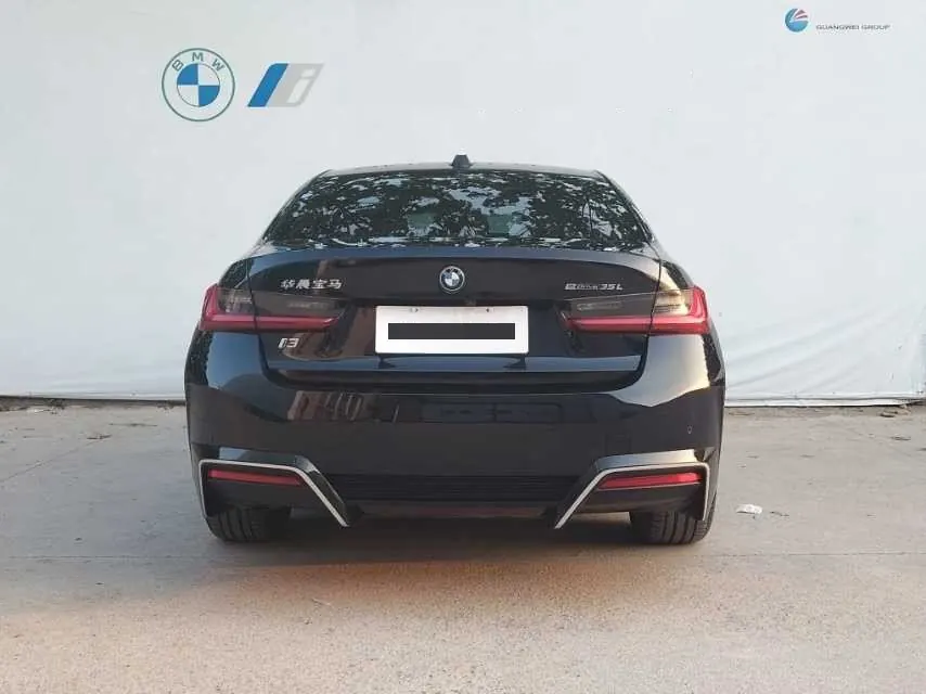 BMW 2024 i3 eDrive 35 L automatic gear 5