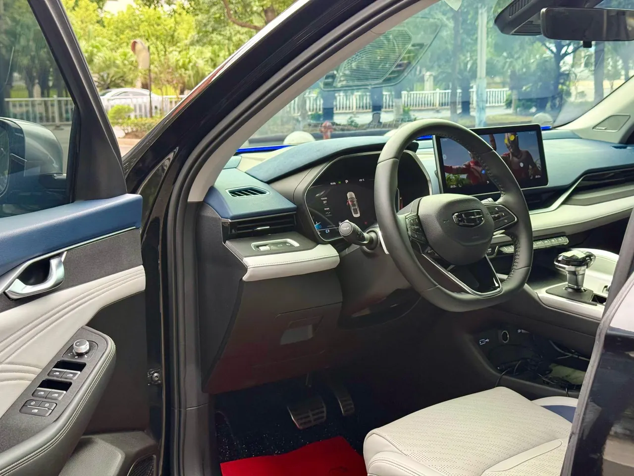 Geely 2021 xingrui 2.0T distinguished model (modified) automatic gear 2