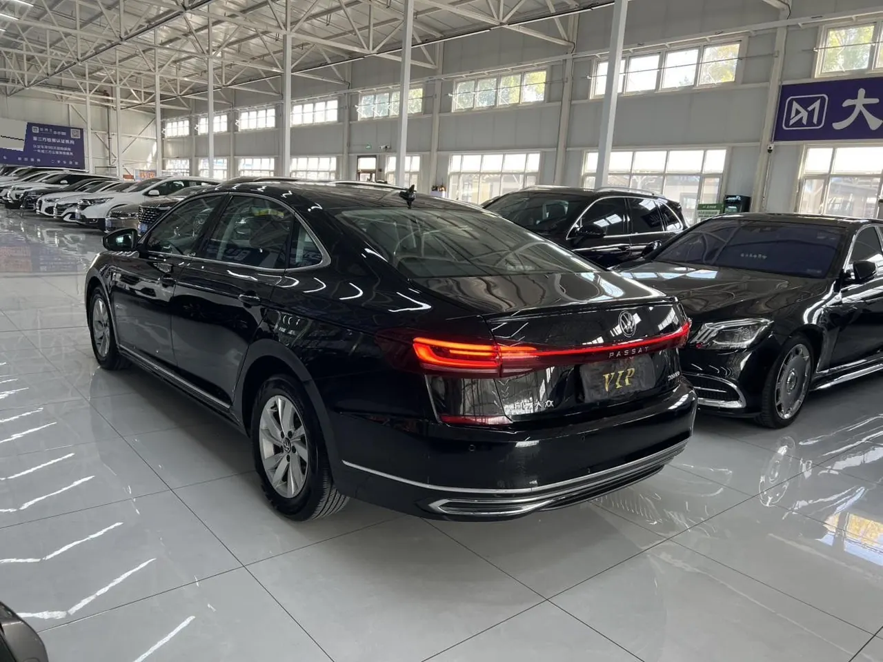 Volkswagen 2022 Passat 1.4TSI 280TSI Business Edition Automatic 3