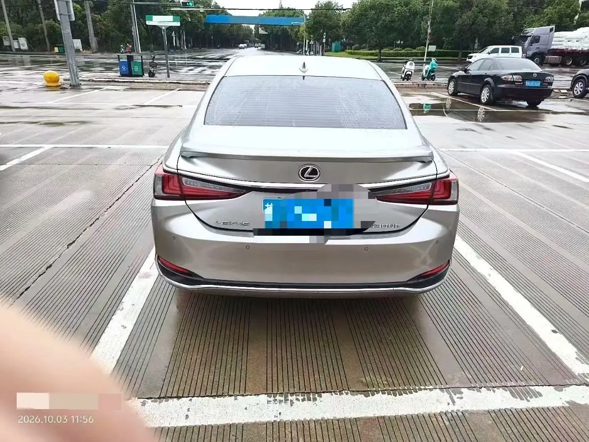 Lexus ES (Imported) 2022 ES300h 2.5 Stepless Excellence Edition Automatic Gear 4