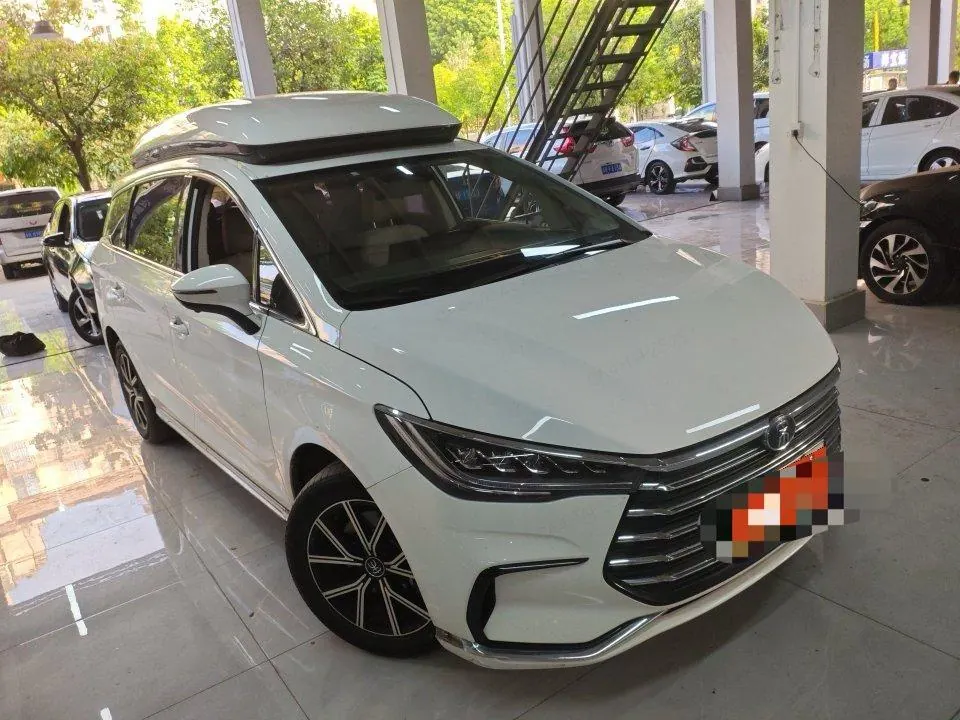 BYD Song MAX New Energy 2022 Song MAX DM-i 1.5 Stepless 105KM Administrative Edition Automatic Gear 4