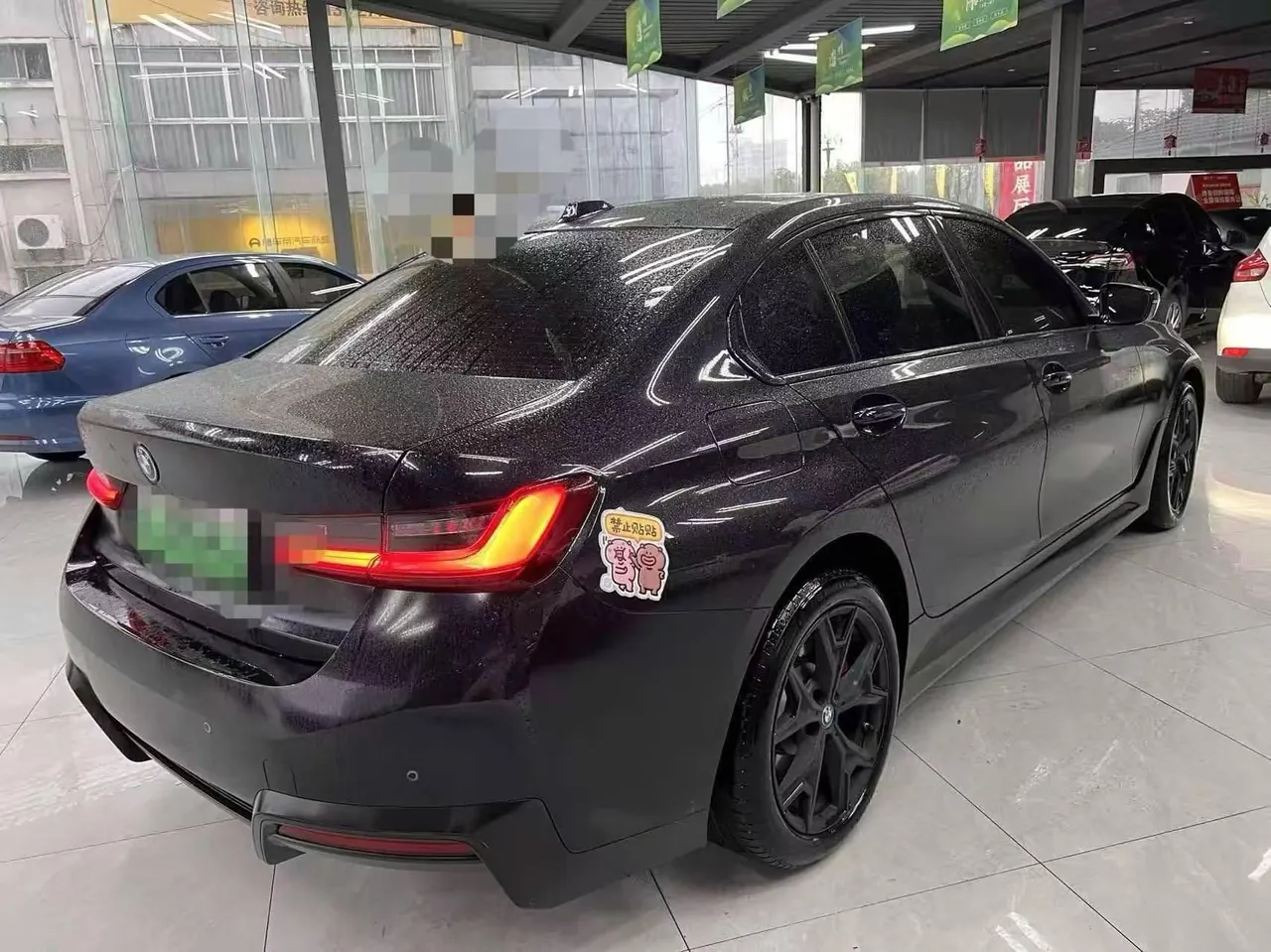 BMW 2022 i3 eDrive 35L automatic gear 6