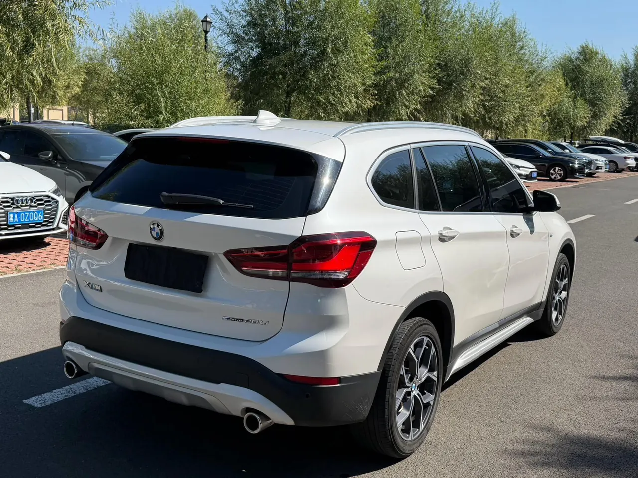 BMW 2022 X1 sDrive20Li 1.5T fashion automatic gear 6