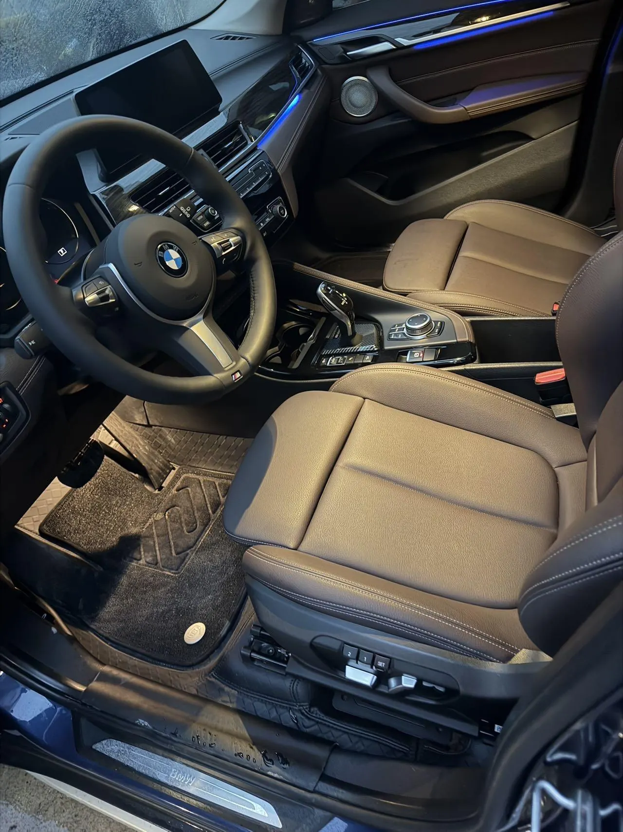 BMW 2021 X1 xDrive25Li 2.0T exclusive automatic gear 6