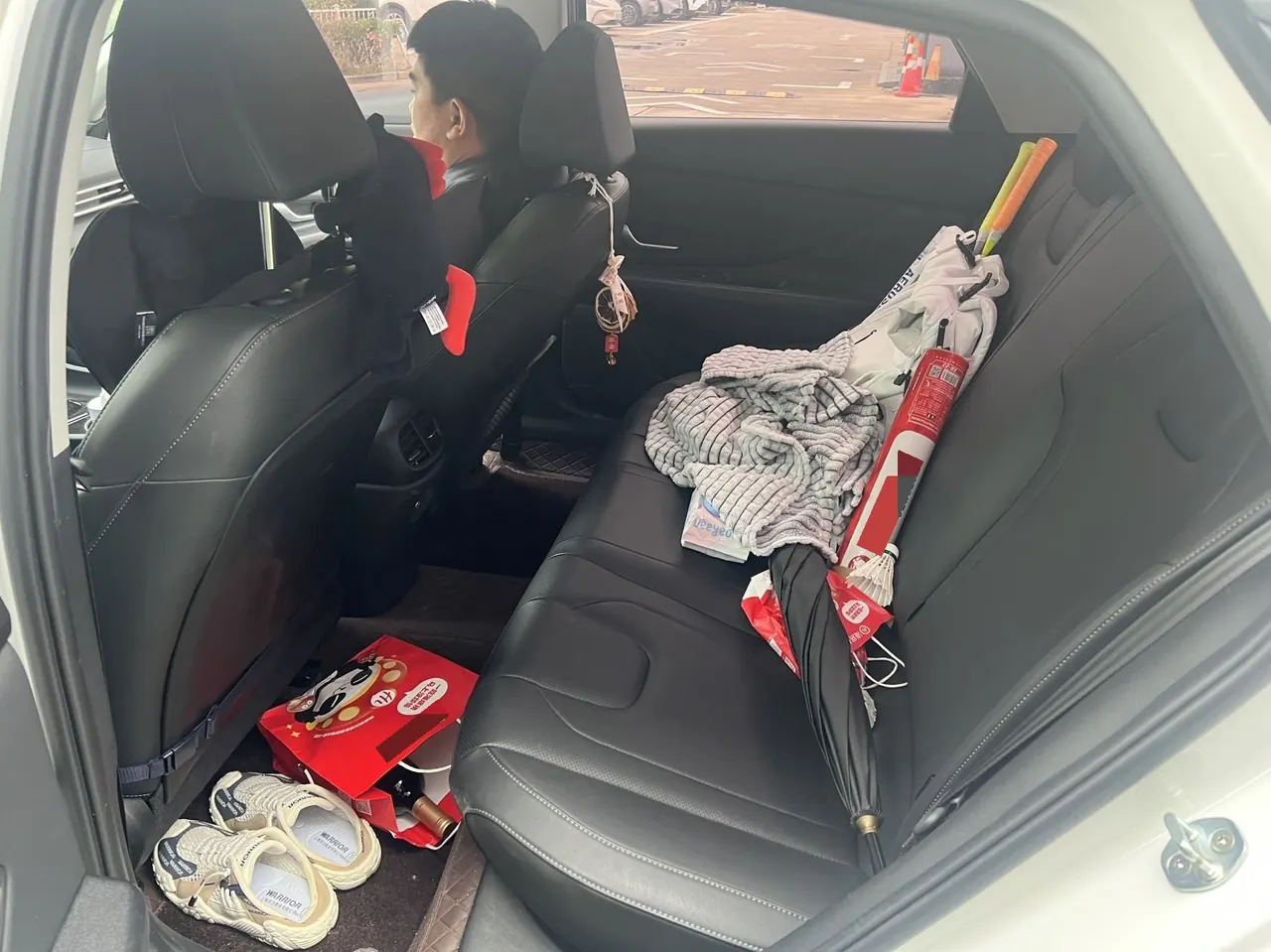 Hyundai 2022 Elantra -3-compartment 1.5 stepless LUX premium automatic gear 5